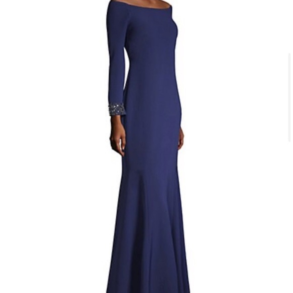 ‼️BRAND NEW, NEVER WORN‼️ Laundry by Shelli Segal Off-Shoulder Evening Gown